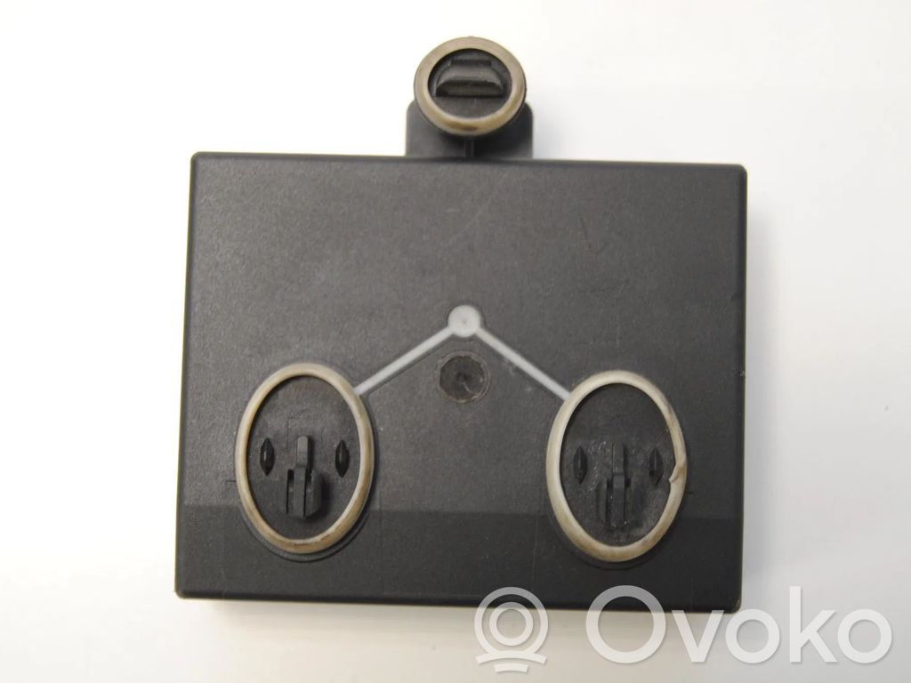 Sonstige Geräte   8T0959795B