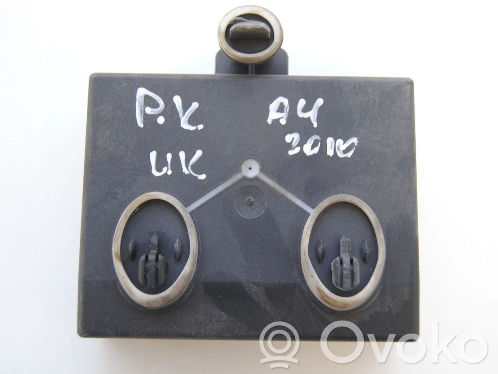 Sonstige Geräte   8K0959792B