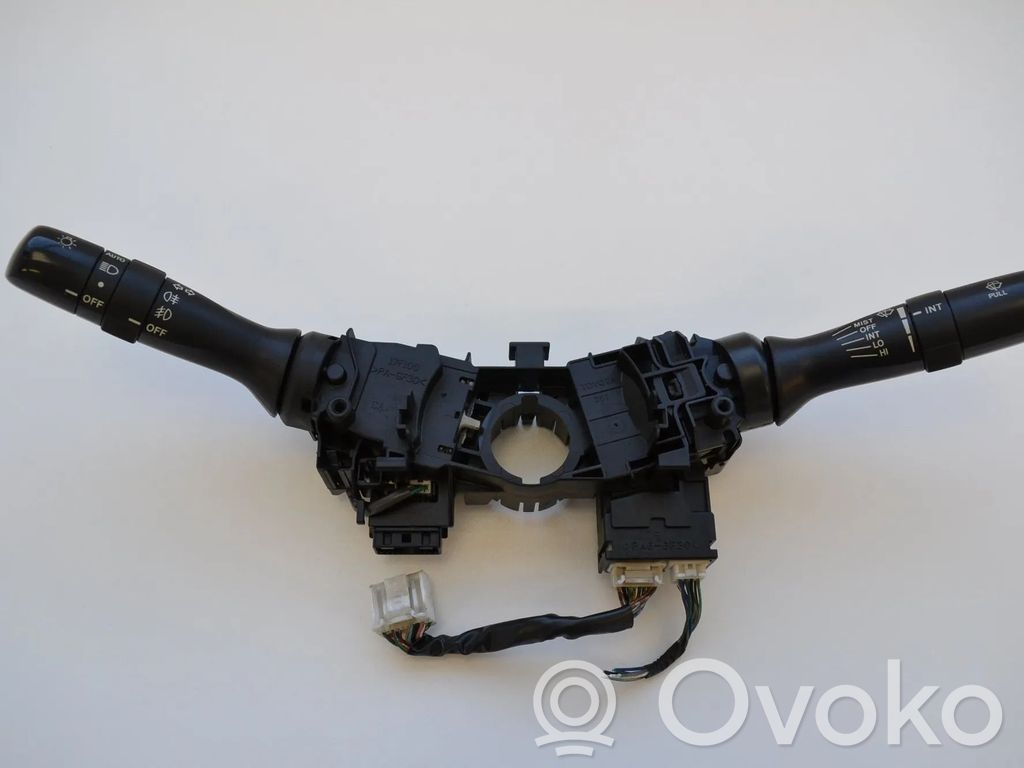 Lexus IS 220D-250-350 Palanca de intermitentes 