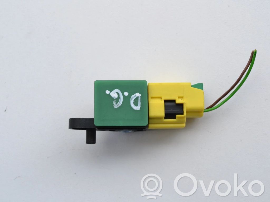 Volkswagen PASSAT B7 Airbagsensor Crashsensor Drucksensor 