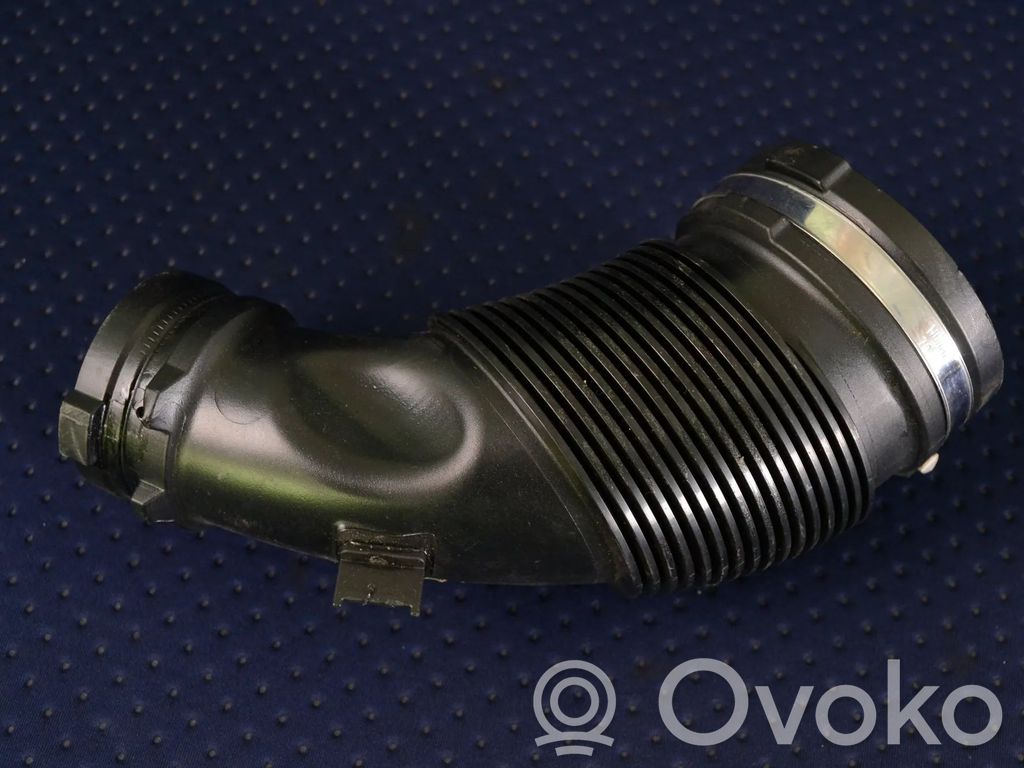 Audi A4 S4 B9 8W Alte piese compartiment motor 