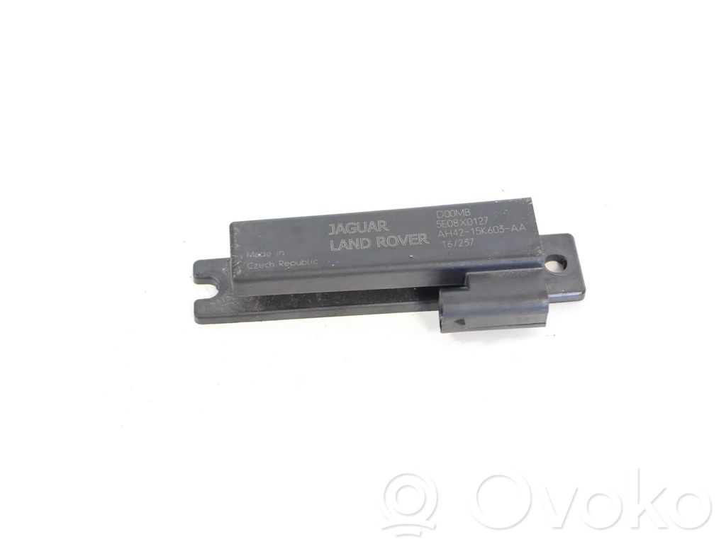 GPS-pystyantenni   AH4215K603AA