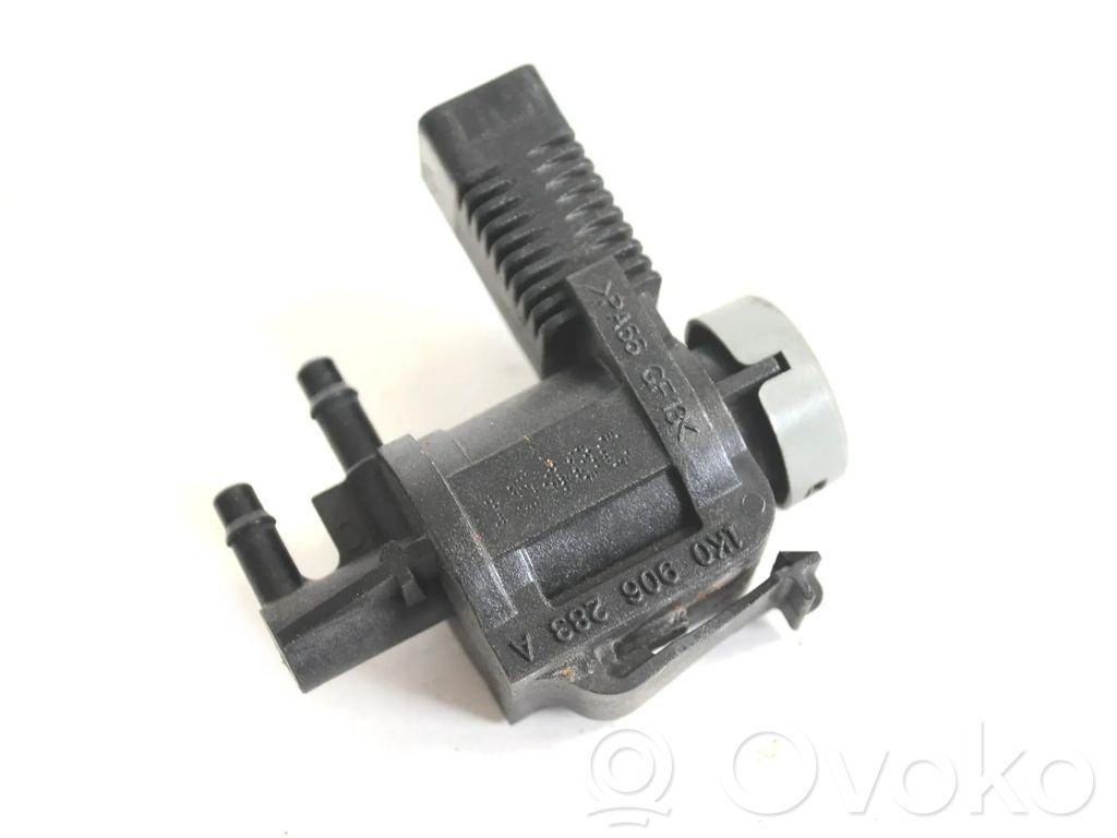 Audi A4 S4 B8 8K Electroválvula del turbo 