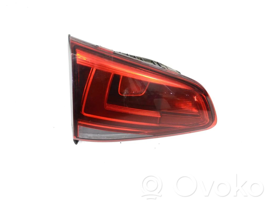 Volkswagen Golf VII Lampă spate în capacul portbagajului 