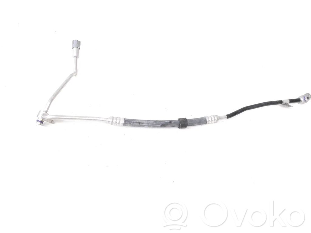 Audi A4 S4 B9 8W Tubo flessibile aria condizionata (A/C) 