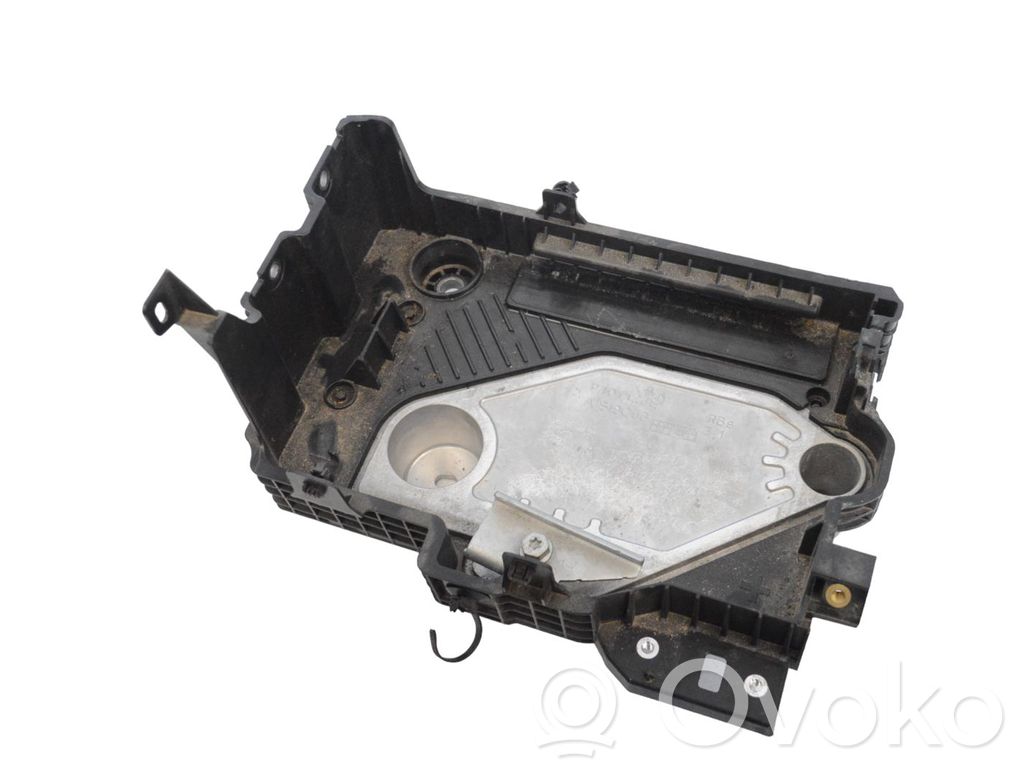 Nissan Juke II F16 Battery box tray 