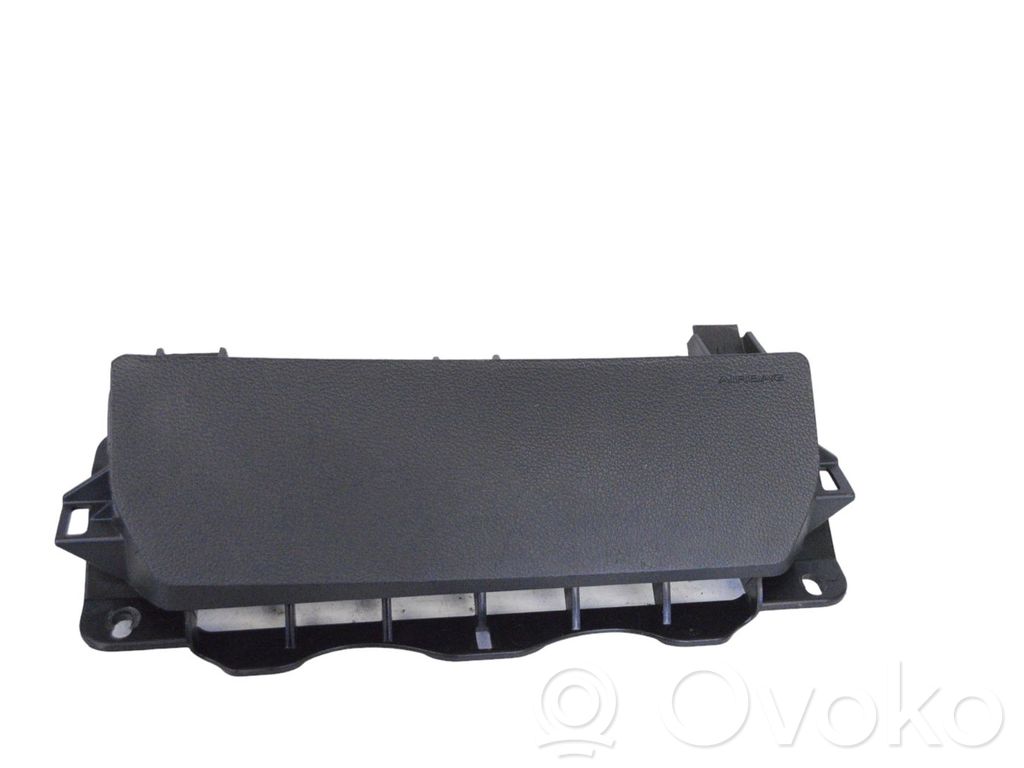 SsangYong Tivoli Airbag per le ginocchia