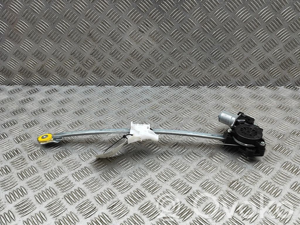 Mazda 3 Mecanismo para subir la puerta trasera sin motor 