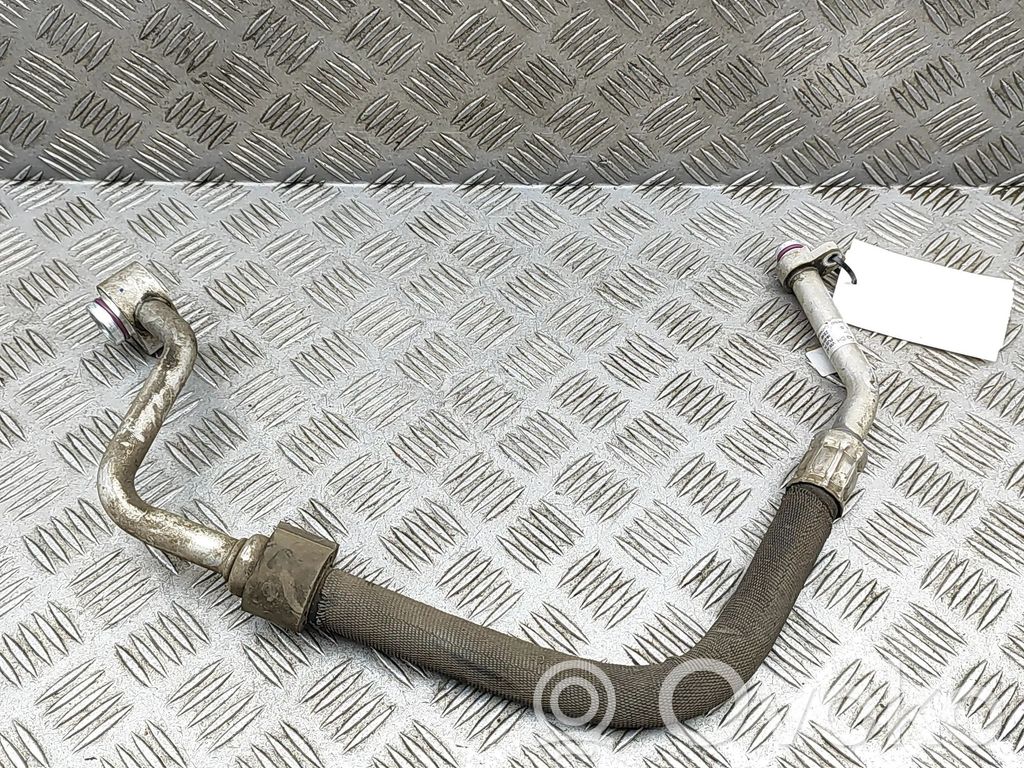Audi Q7 4M Ilmastointilaitteen putki (A/C) 
