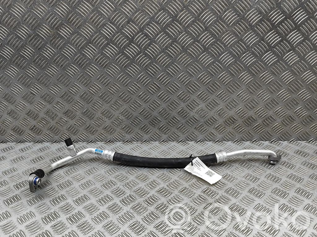 KIA Niro Ilmastointilaitteen putki (A/C) 