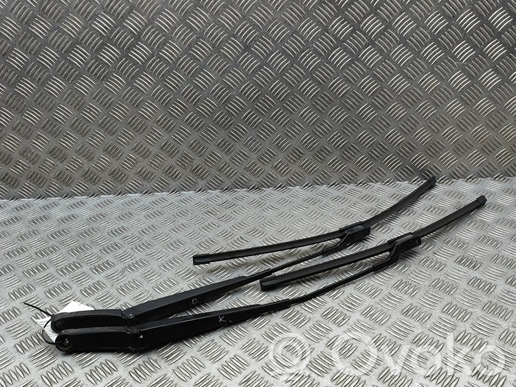 Volkswagen Tiguan Lamă ștergător parbriz 