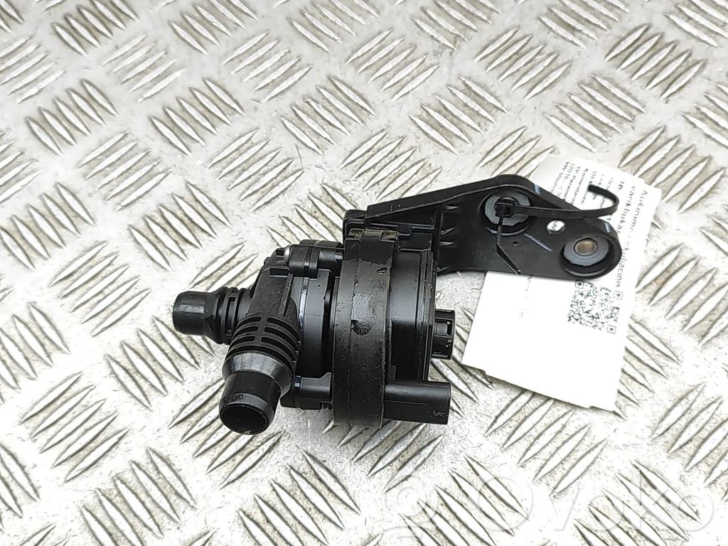 BMW X5 G05 Pompa elettrica dell’acqua/del refrigerante ausiliaria 