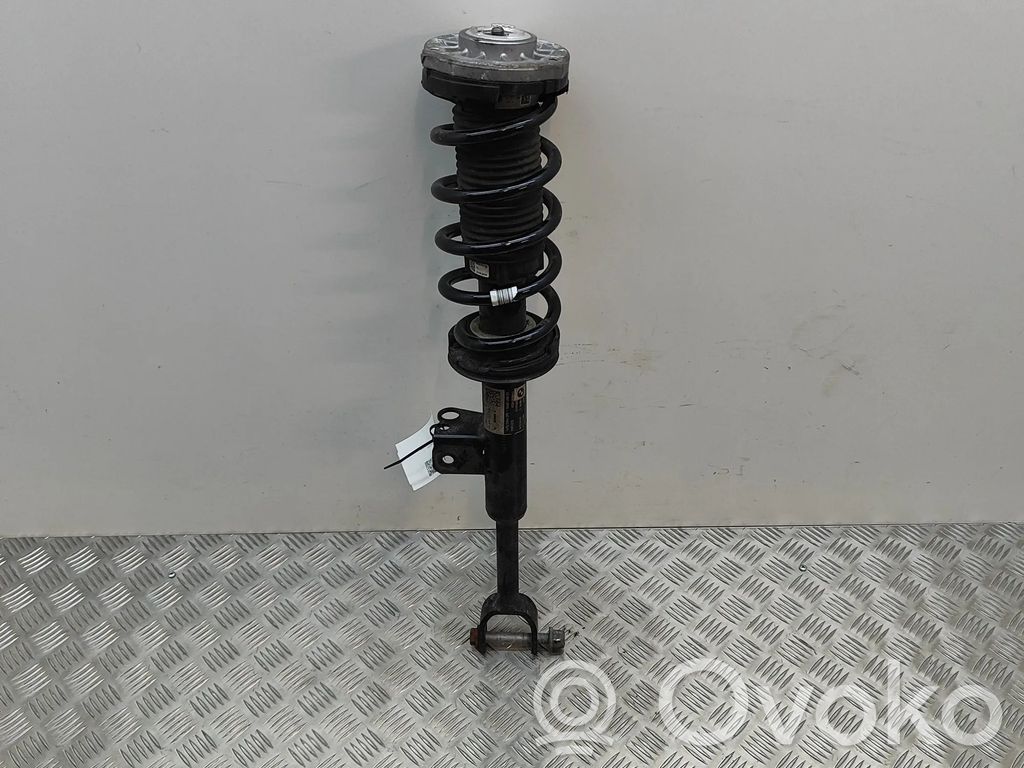 BMW 5 G30 G31 G38 Amortyzator przedni 