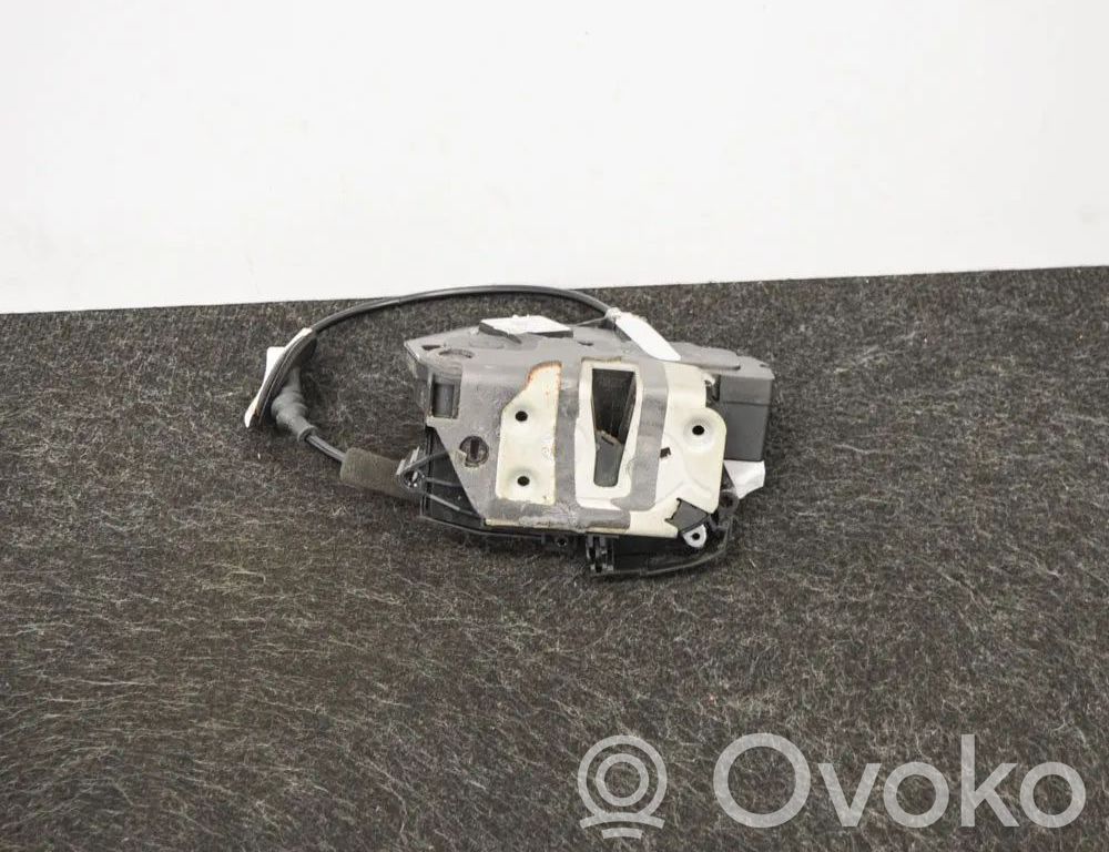 Ford Mondeo MK IV Coupe door lock (next to the handle) 