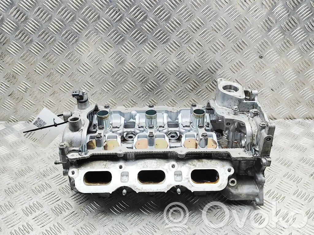 Infiniti Q50 Chiulasă motor 