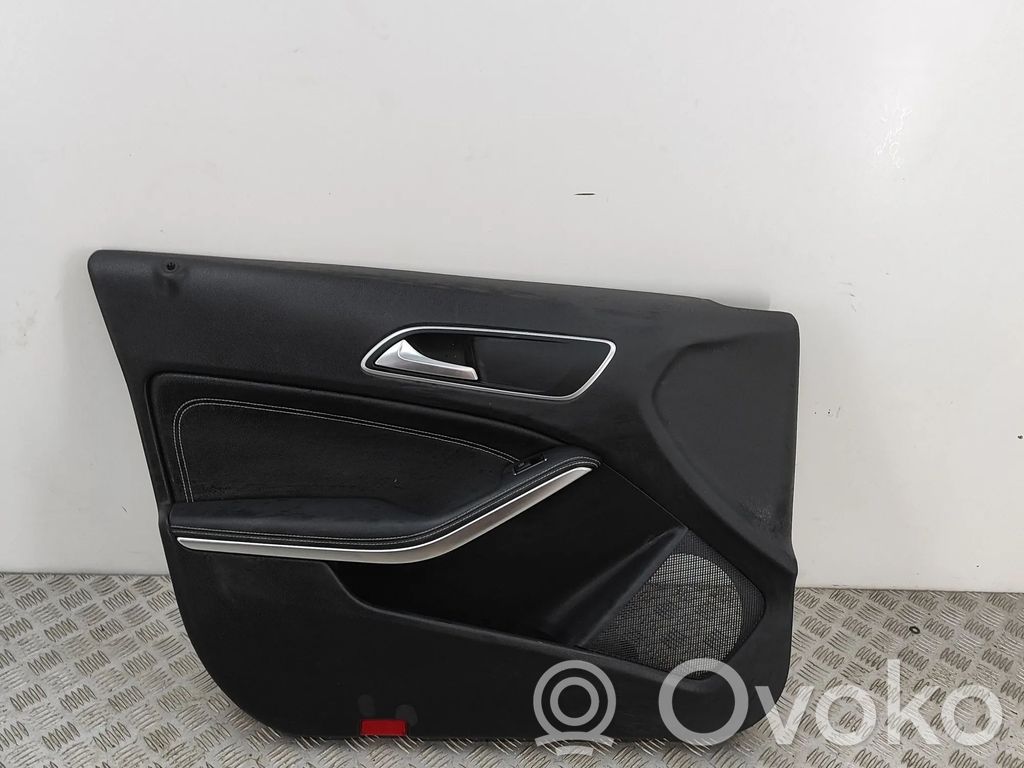 Mercedes-Benz A W176 Rivestimento del pannello della portiera anteriore 