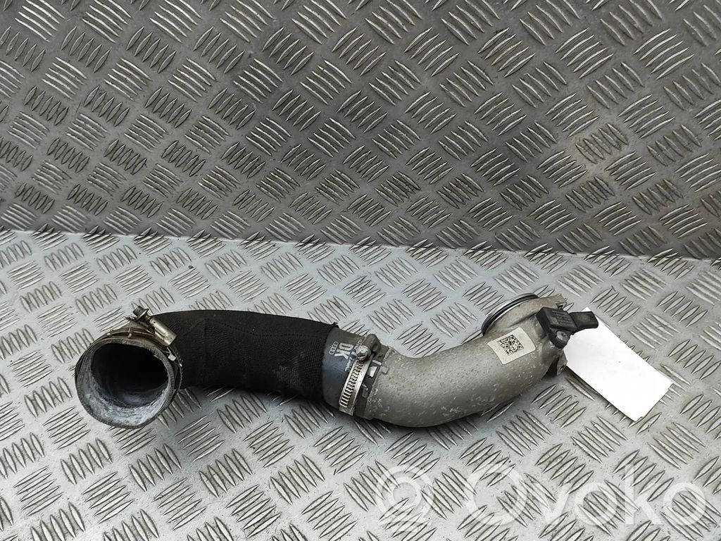 Audi RS6 C8 Manguera/tubo del intercooler 