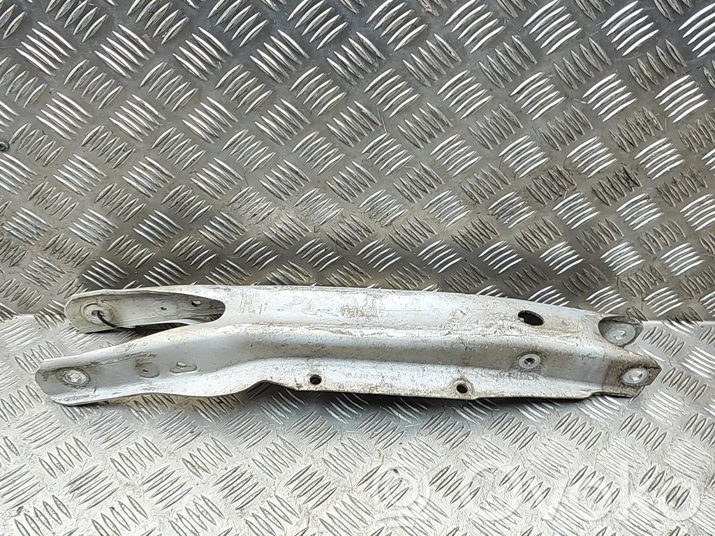 Mercedes-Benz GLA H247 Braccio di controllo sospensione posteriore superiore/braccio oscillante 
