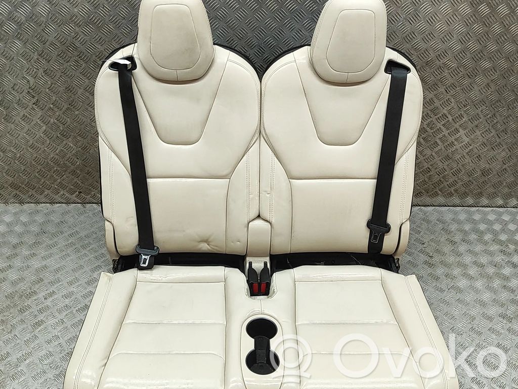 Tesla Model X Asiento trasero 