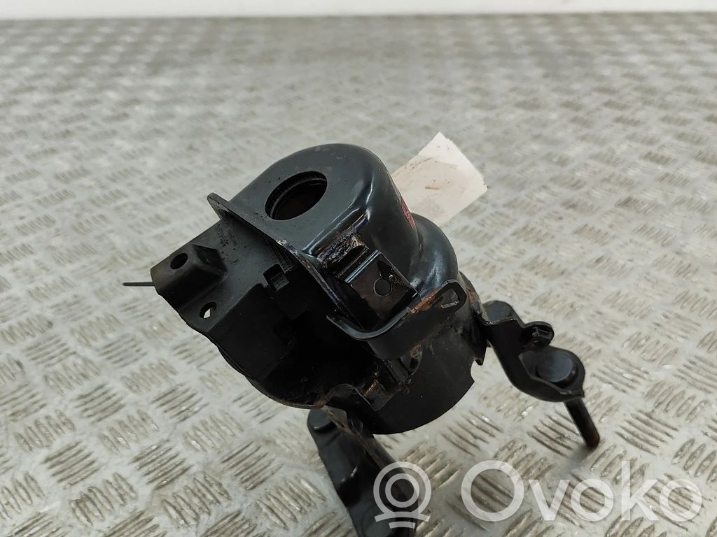Lexus NX Engine mount bracket 