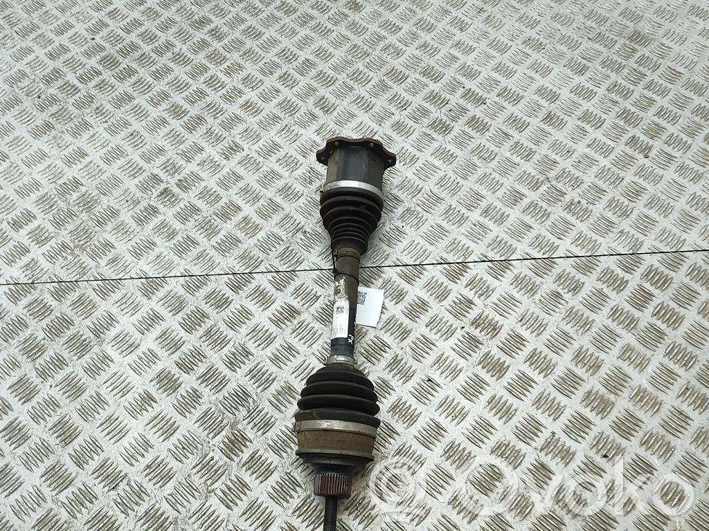 Audi A4 S4 B9 8W Etuvetoakseli 