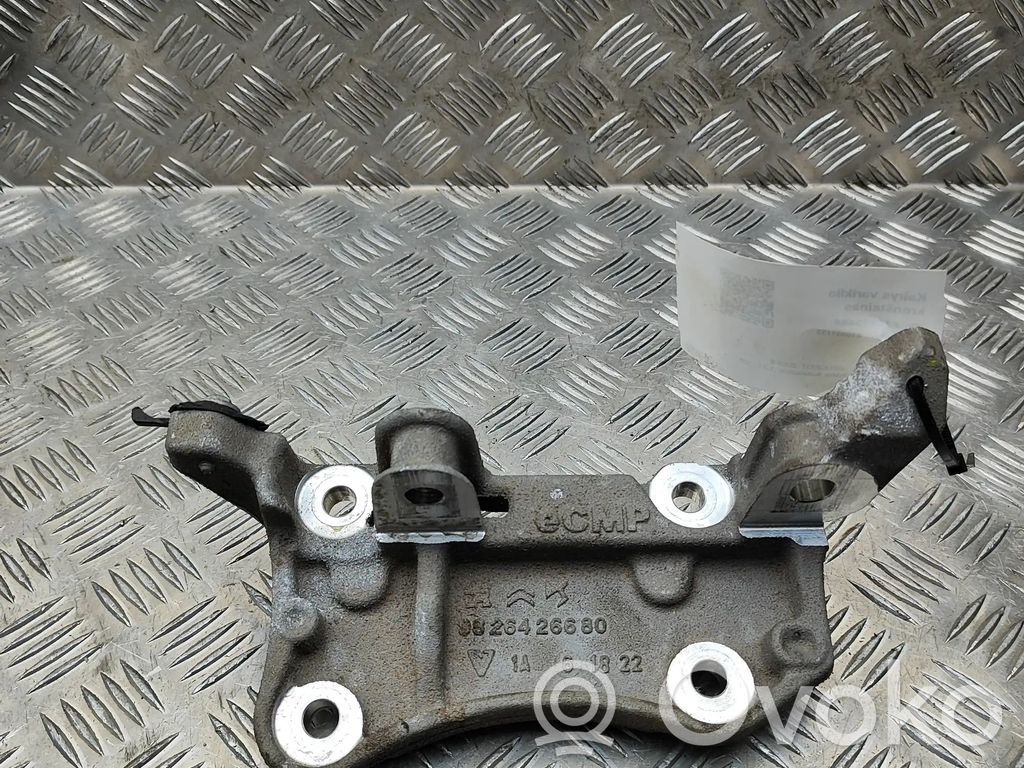Peugeot 2008 II Engine mounting bracket 