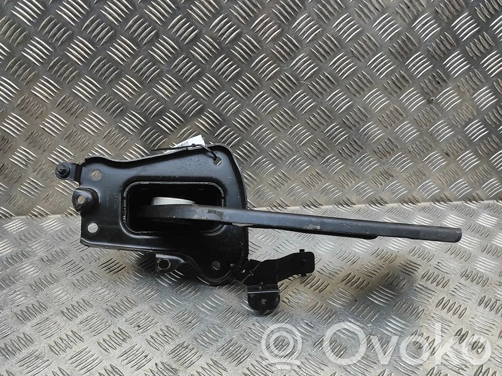 Volvo XC40 Querlenker Achsschenkel hinten 