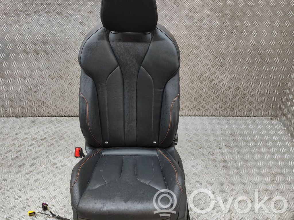 Skoda Enyaq iV Kuljettajan istuin 