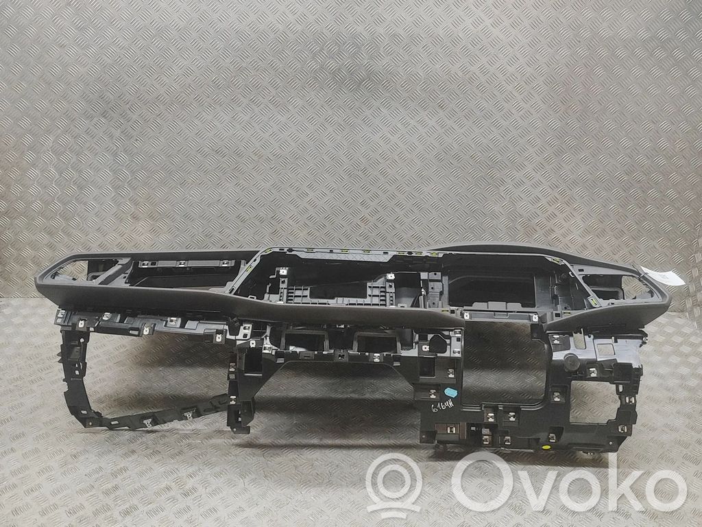Volkswagen Multivan T7 Kojelauta 