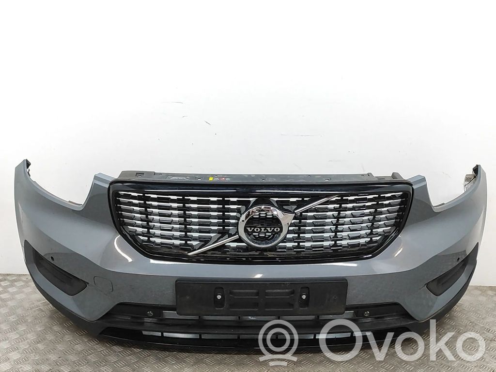 Front bumper   39790894,31449340
