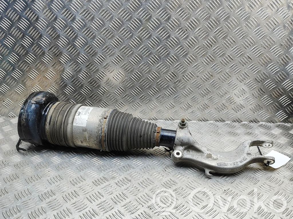 Audi Q7 4M Przedni amortyzator zawieszenia pneumatycznego 