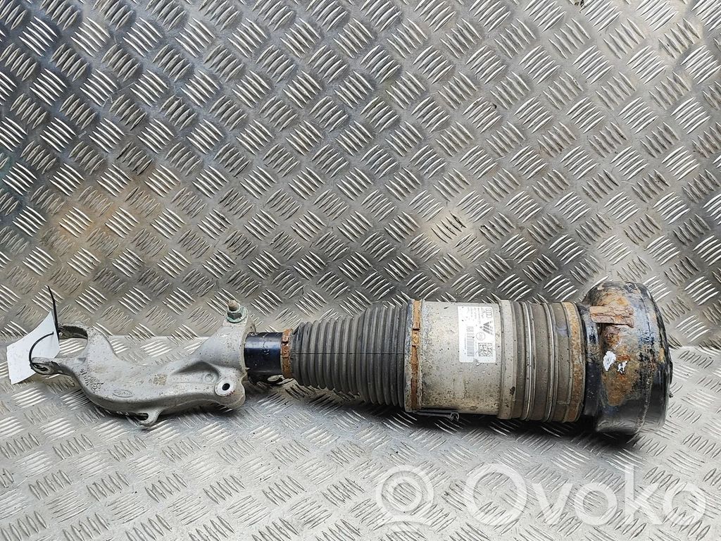 Audi Q7 4M Przedni amortyzator zawieszenia pneumatycznego 