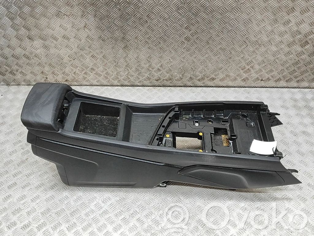 Audi Q7 4M Centrālā konsole 