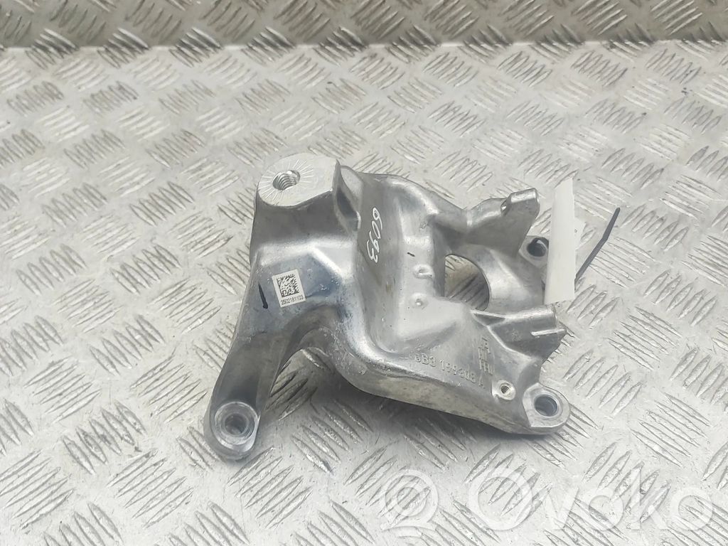 Audi Q5 SQ5 FY Engine mounting bracket 