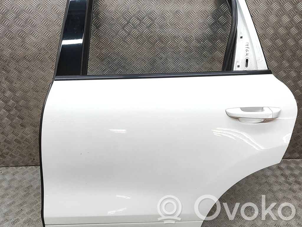 Porsche Cayenne (92A) Puerta trasera 