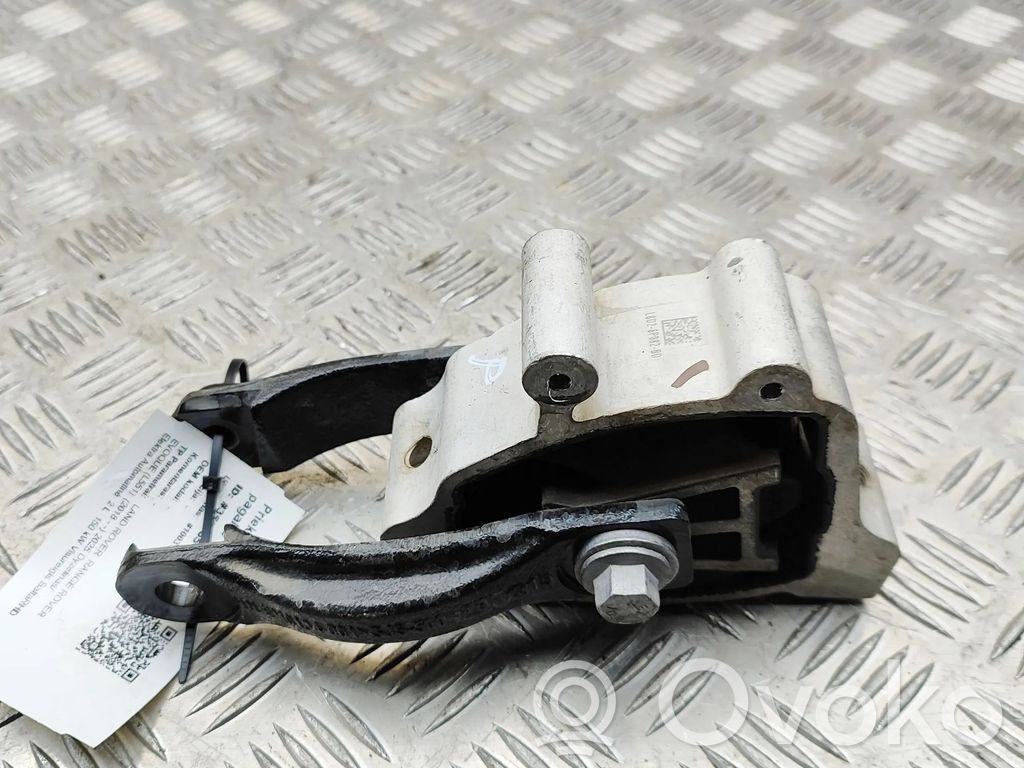 Land Rover Range Rover Evoque L551 Engine mount bracket 