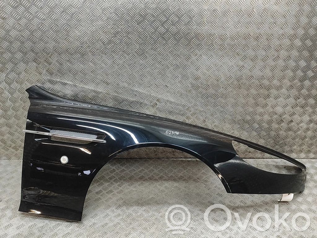 Aston Martin DB9 Guardabarro 