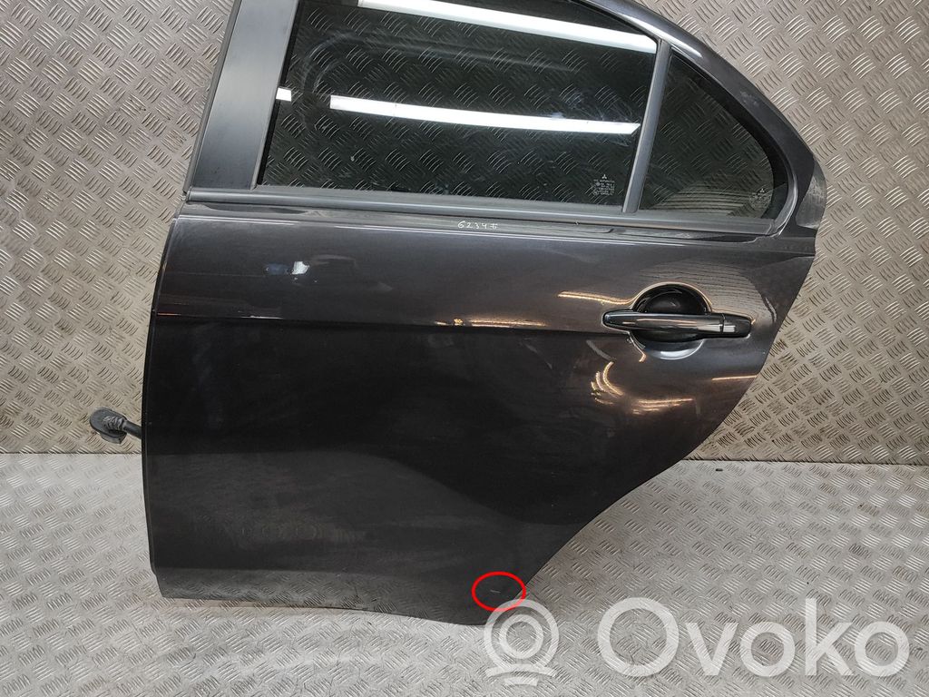 Puerta trasera   5730A667