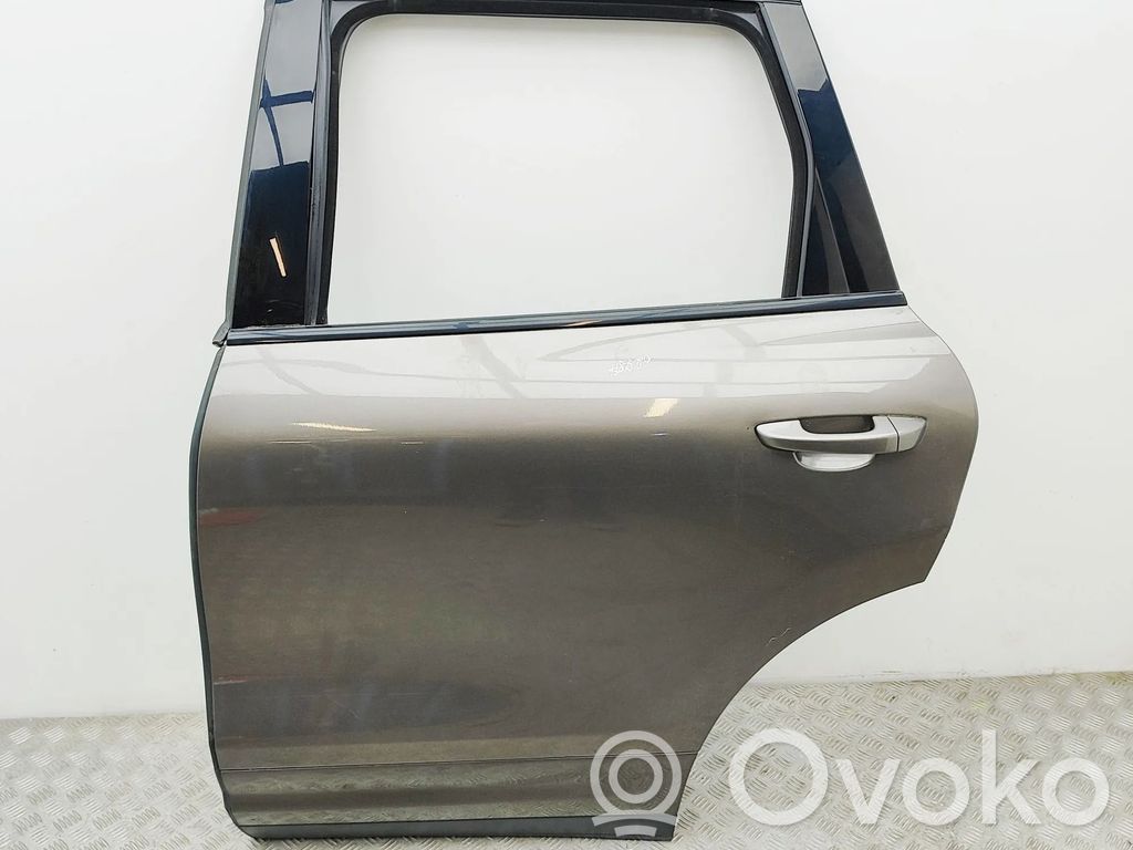 Porsche Cayenne (92A) Puerta trasera 