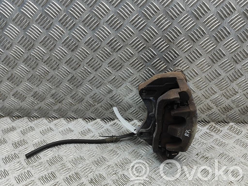 Nissan Qashqai J12 Front brake caliper 