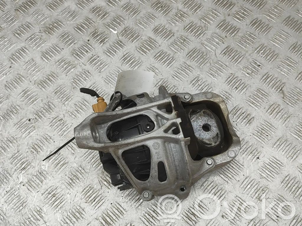 Audi A4 Allroad B9 Engine mount bracket 