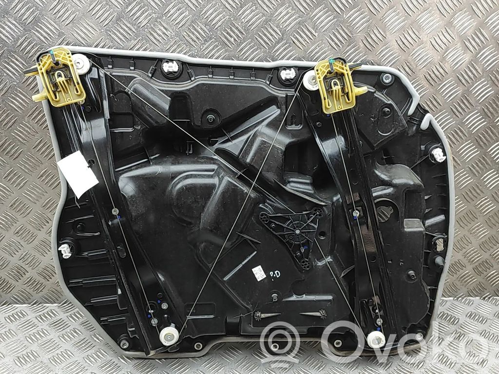 BMW X6M G06 F96 Alzacristalli della portiera anteriore con motorino 