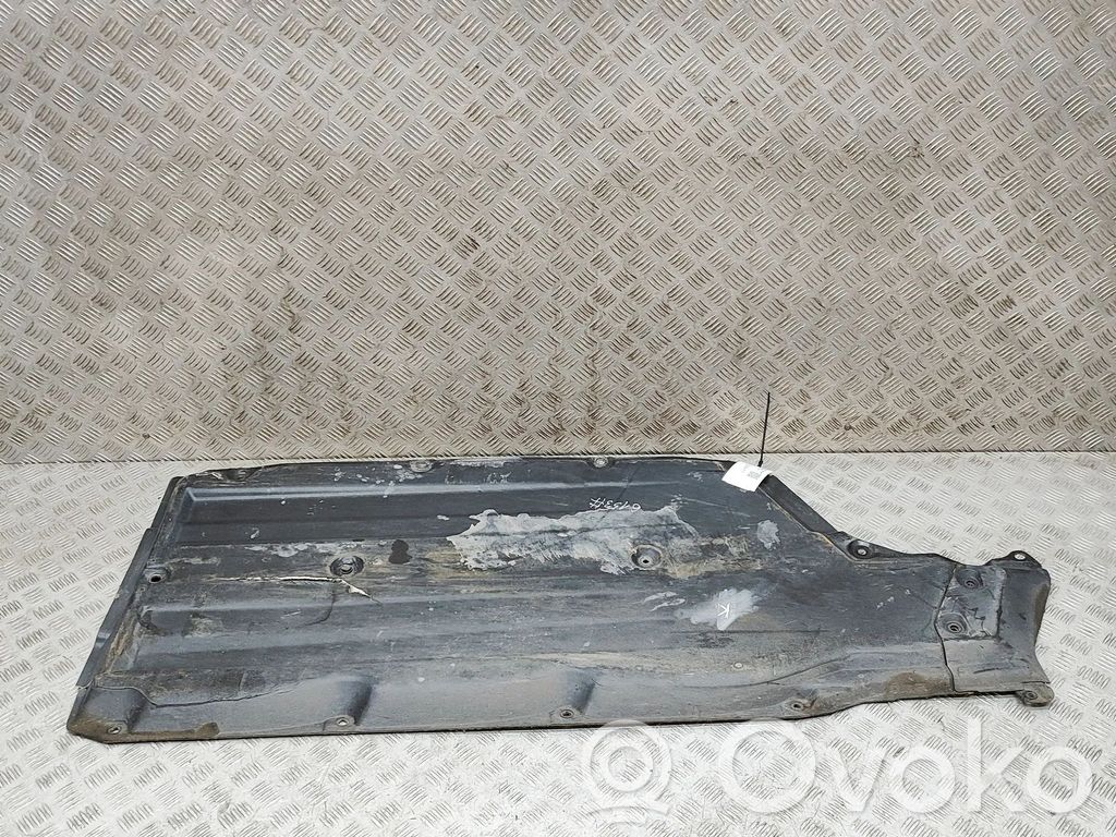 Toyota GR 86 Protection inférieure latérale 