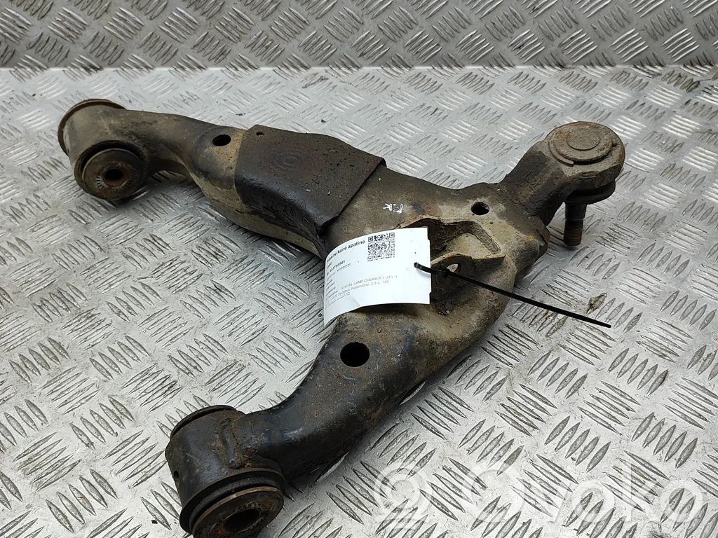 Toyota Land Cruiser (J200) Querlenker Achsschenkel vorne