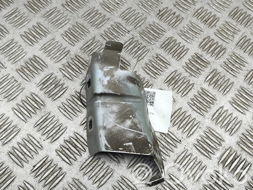 Renault Master III Fender mounting bracket 