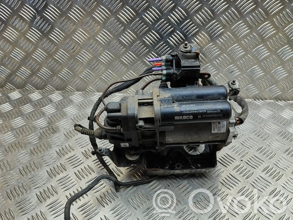 Porsche Cayenne (9Y0 9Y3) Air suspension compressor/pump 