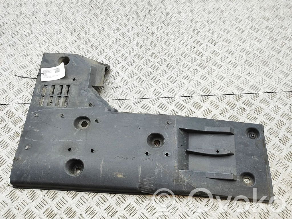Lexus IS III XE30 Protección inferior lateral 