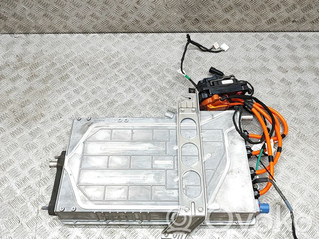 Inversor/convertidor de voltaje   105513901B,103825100E,106135300E