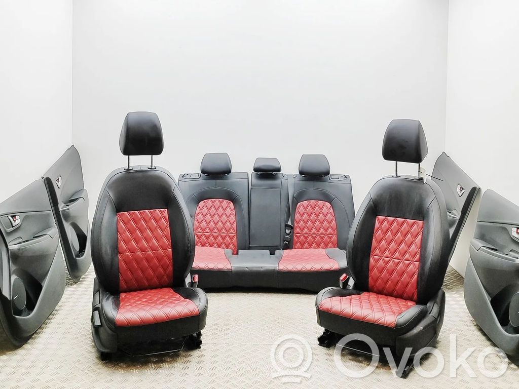 Hyundai Kona I Tapicerka / Komplet 