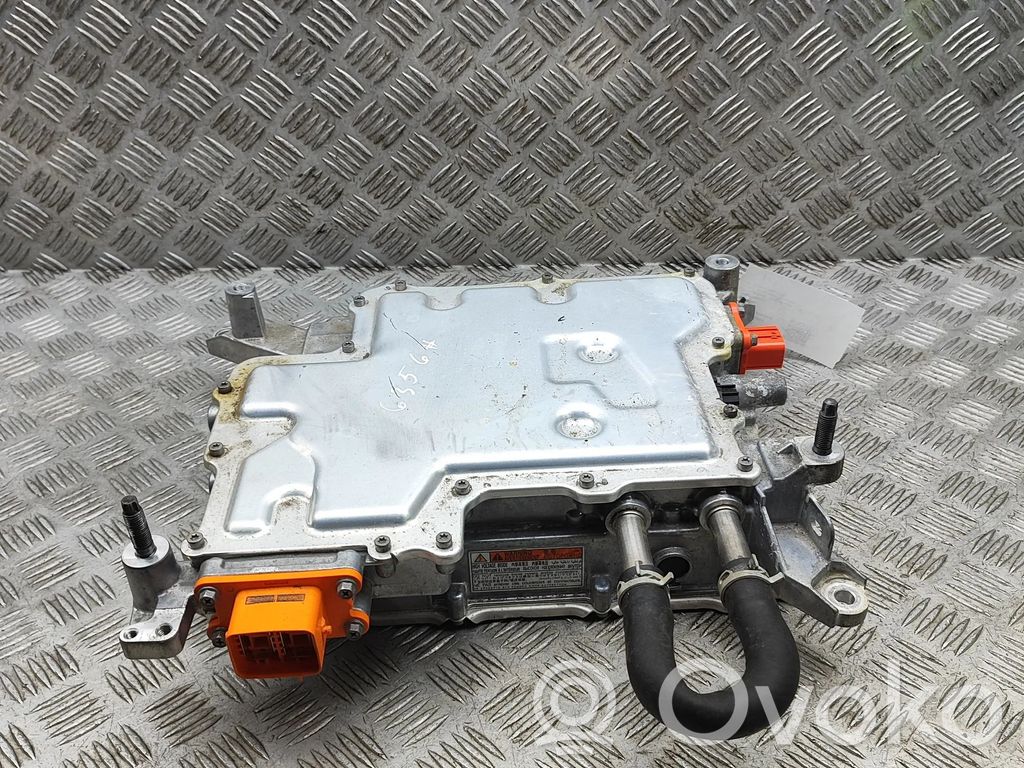 Toyota bZ4X Inversor/convertidor de voltaje 